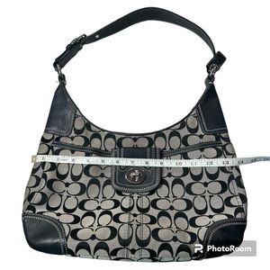 Coach vintage Hobo logo jacquard black leather detail